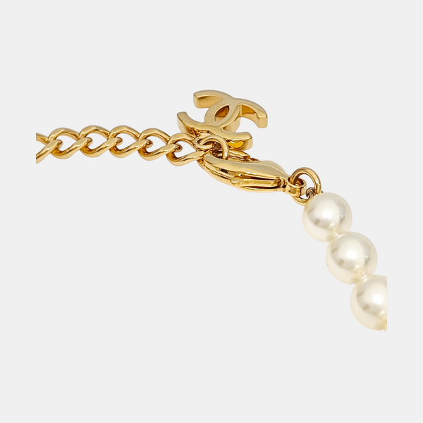 Faux Pearl White Necklace