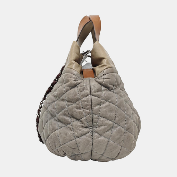 TOTE BAG Quilted Calfskin Gray