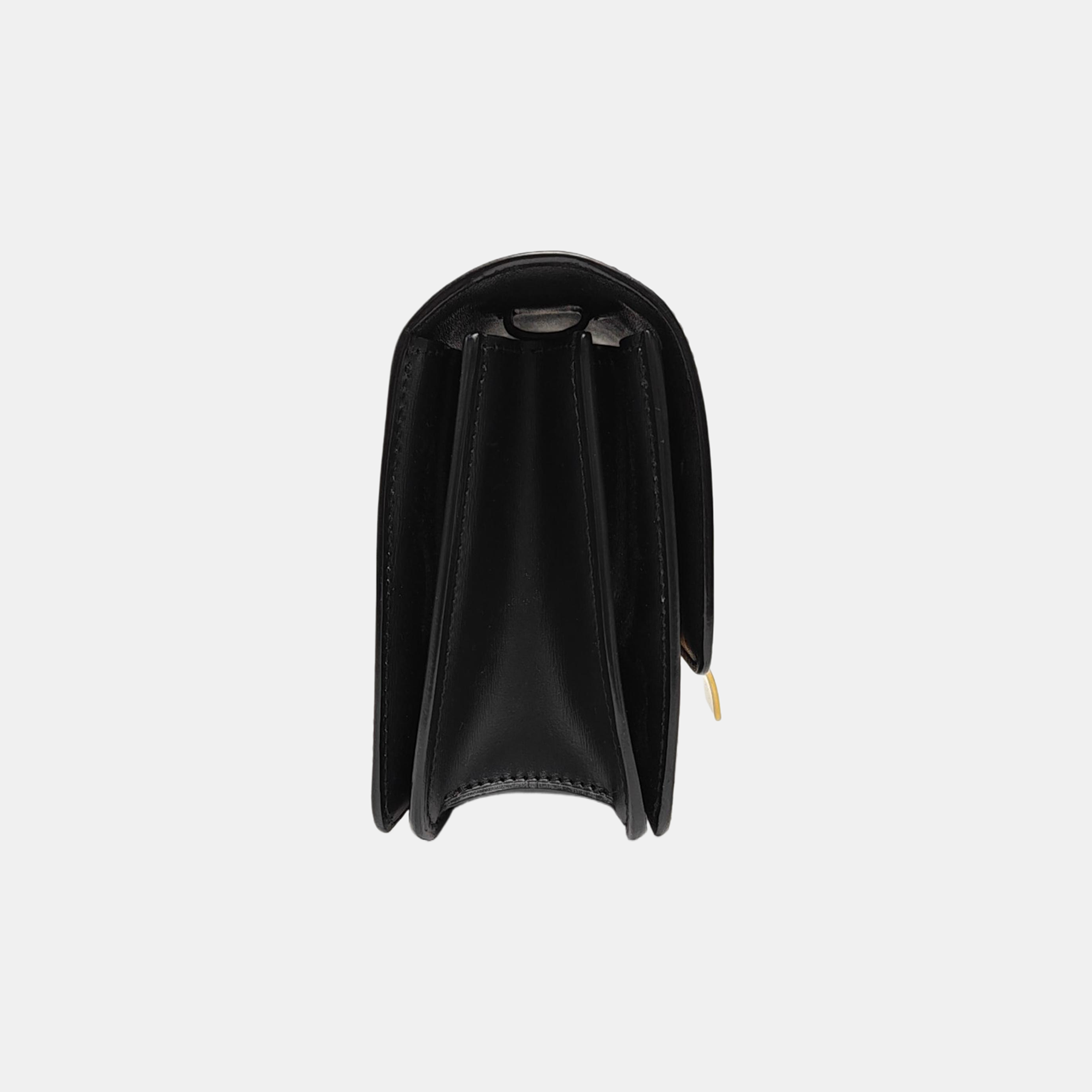 Authenticated pre-owned  CLASSIC BOX Mini Calfskin Black - Shoulder Bag at Looply