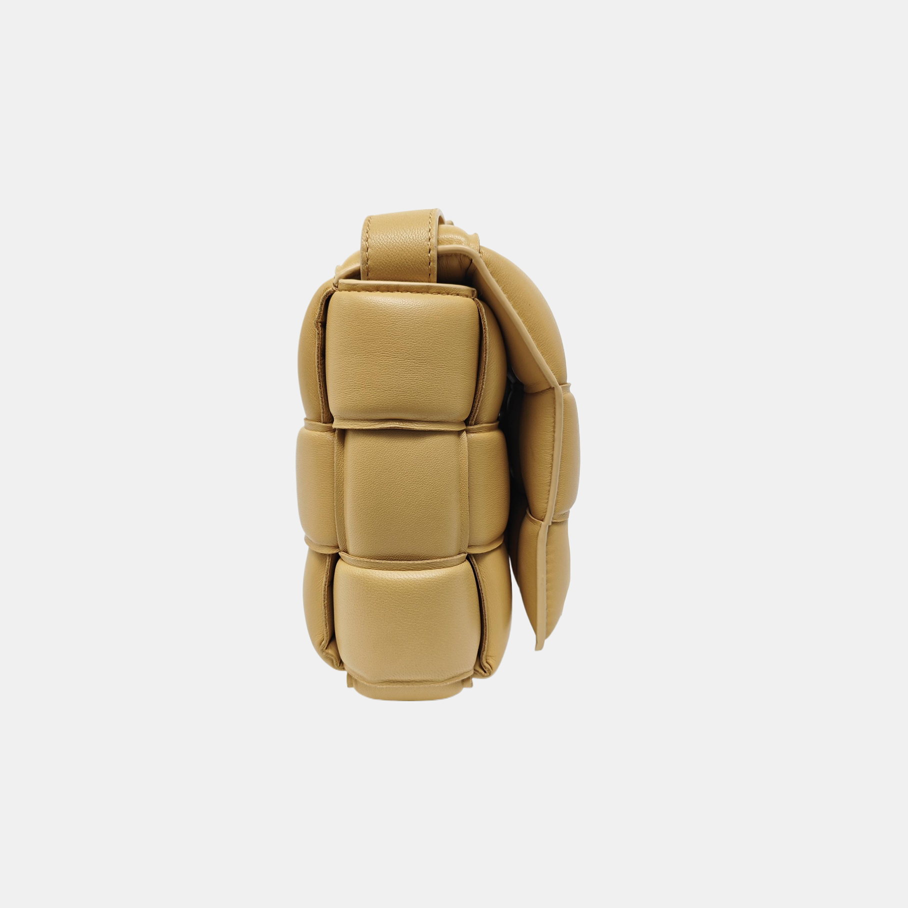 Cassette Medium Lambskin Beige