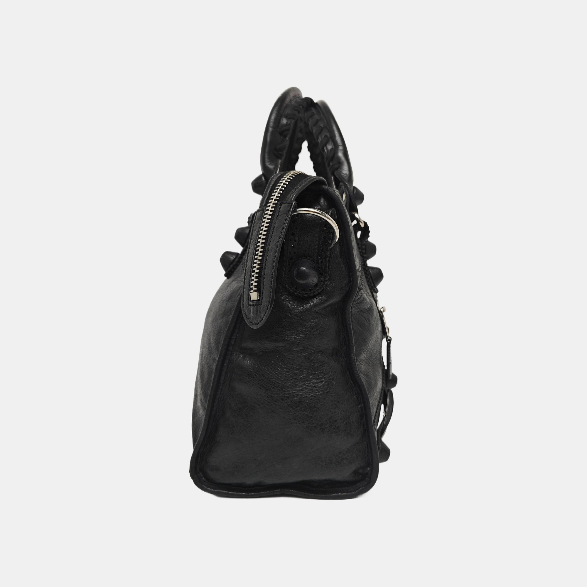Classic City Medium Lambskin Black
