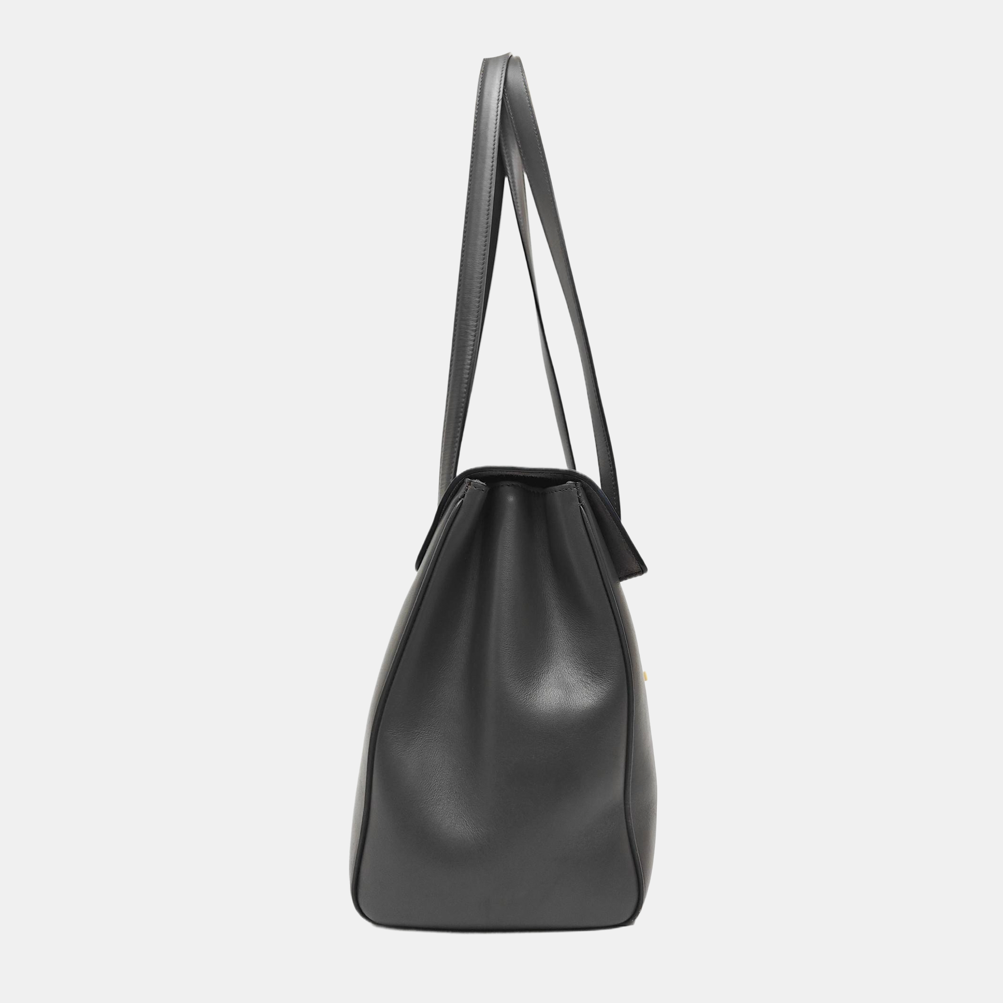 16 Medium Calfskin Gray