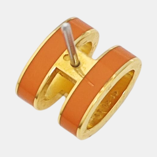 Pop H Metal Gold Stud Earrings