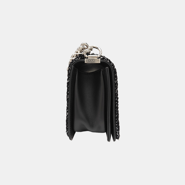 BOY CHANEL Medium Chevron Calfskin Black