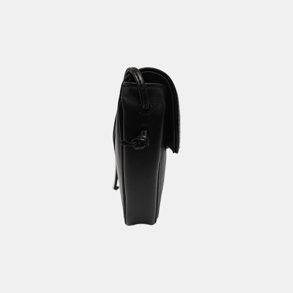 TRIANGLE Calfskin Black