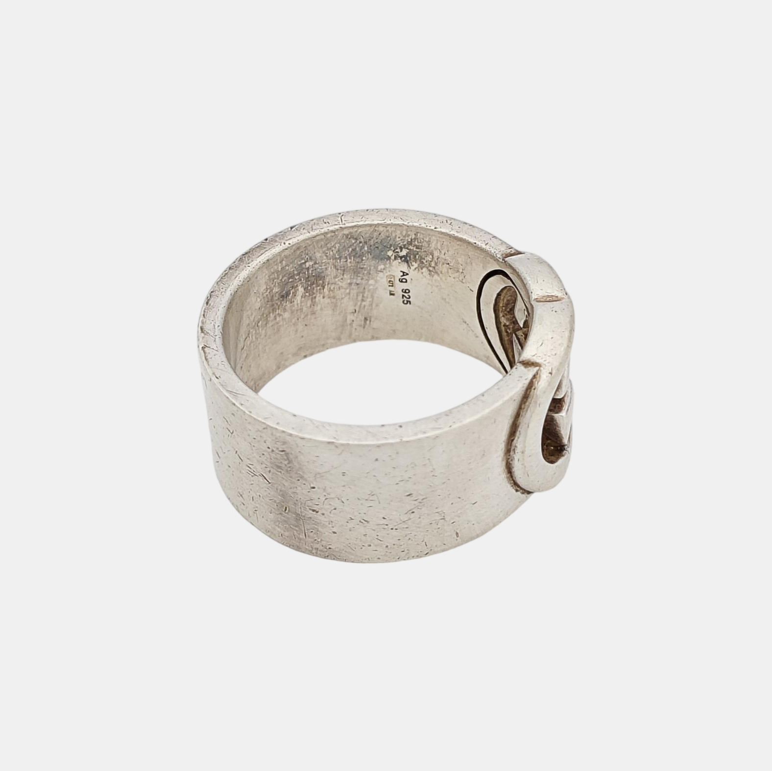 925 Sterling Silver Ring HK 16