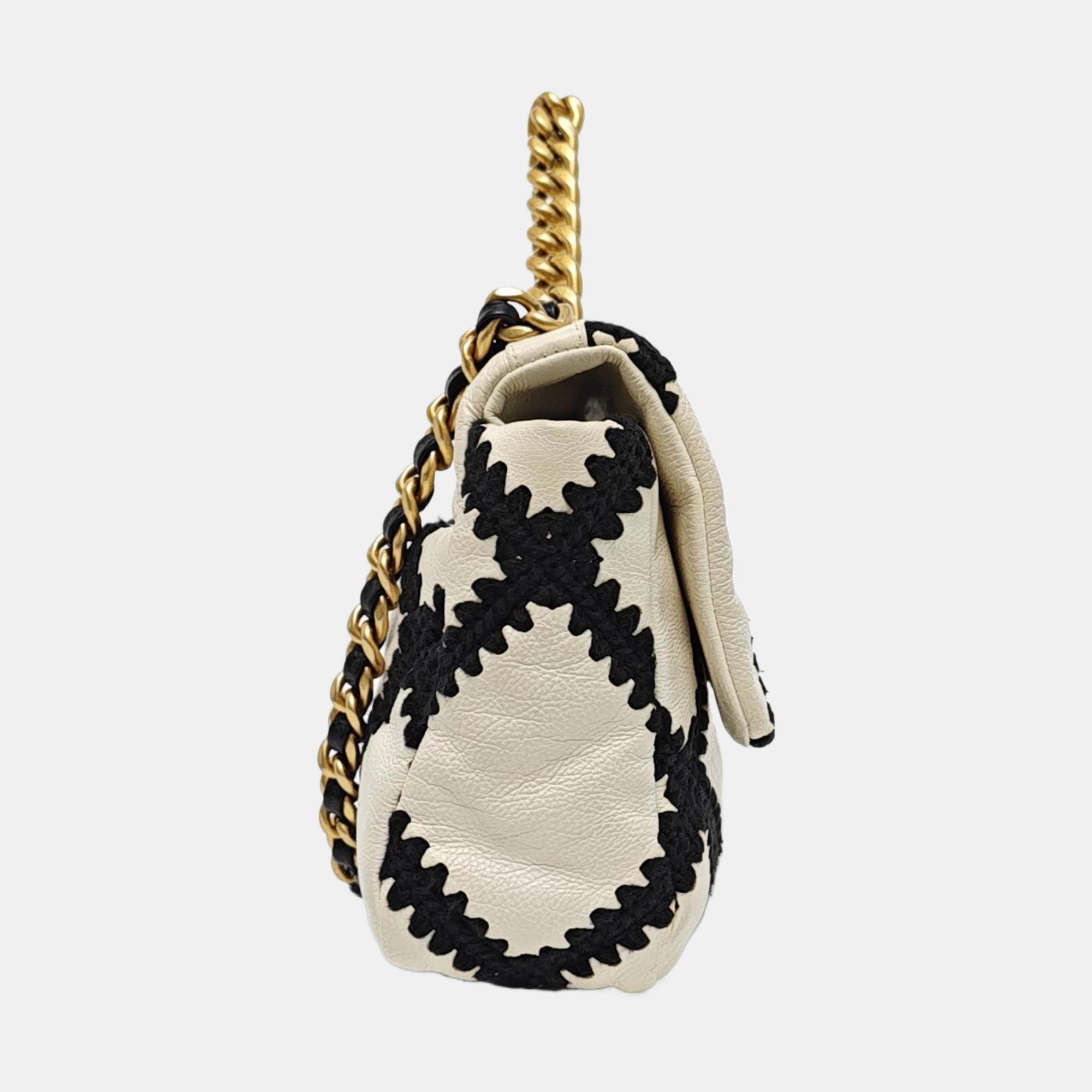 CHANEL 19 Pequeño Piel de Becerro Acolchado Multicolor