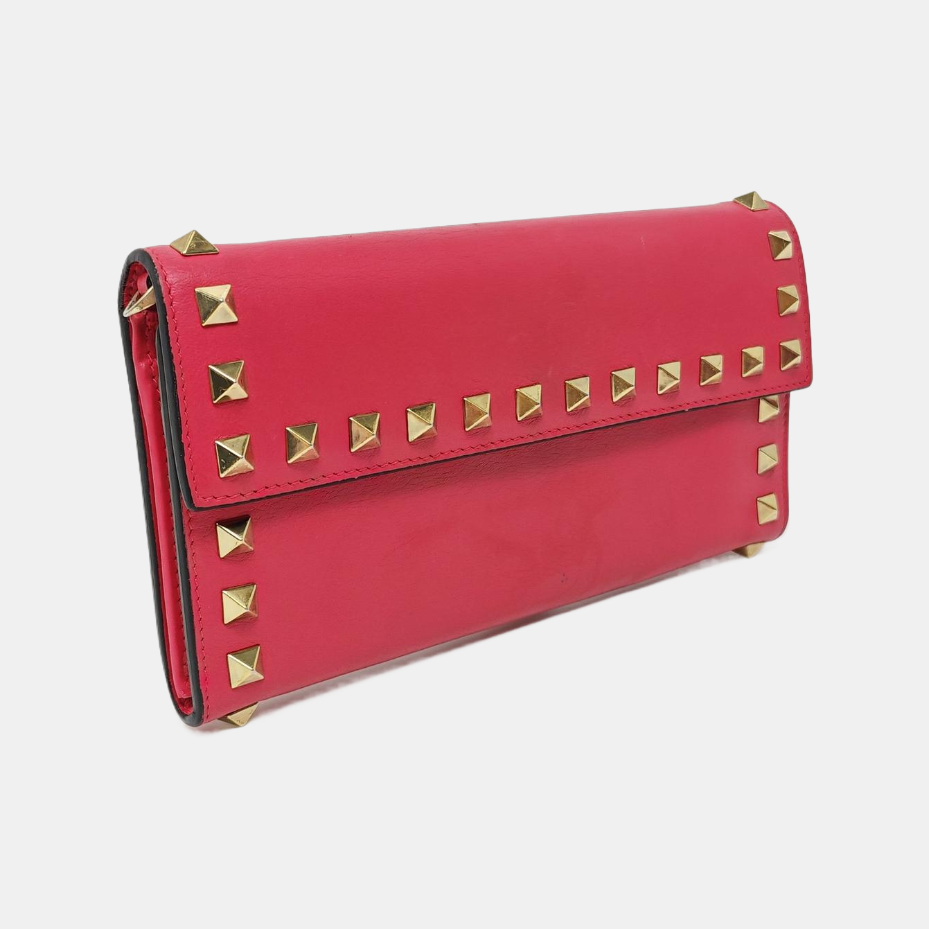 Authenticated pre-owned  Rockstud Calfskin Red Wallet - Wallet at Looply