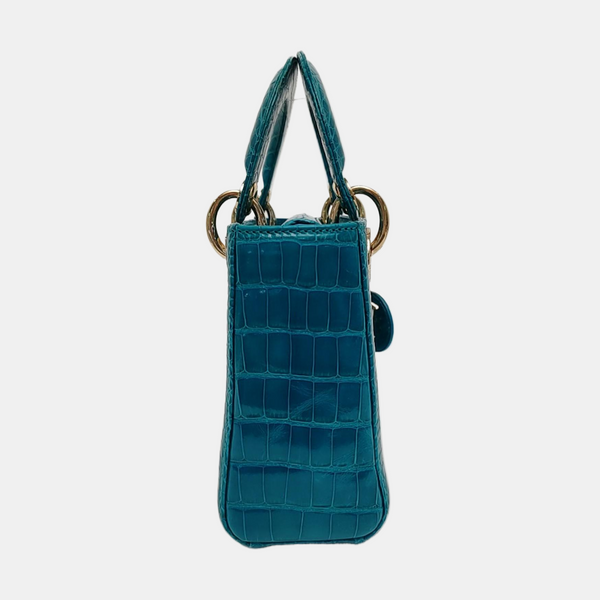 Crocodile Blue