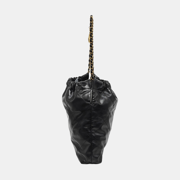 CHANEL 22 Medium Quilted Calfskin Black