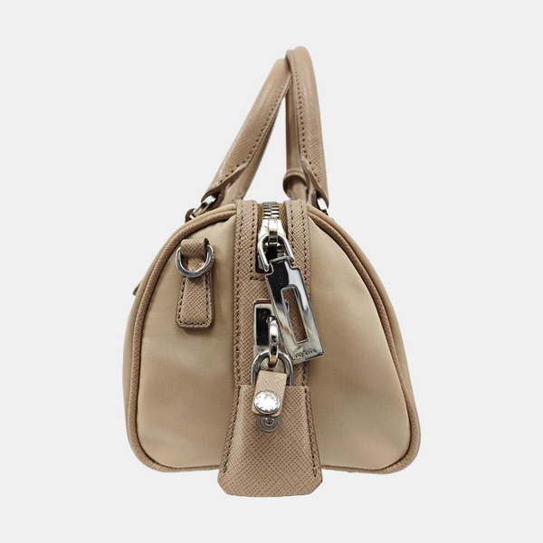 Re-Edition2005 Nylon Beige