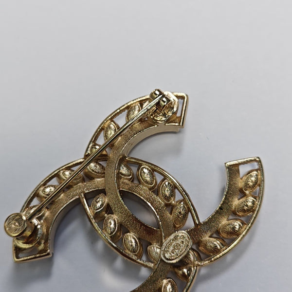 CC Logo Metal Gold Brooch