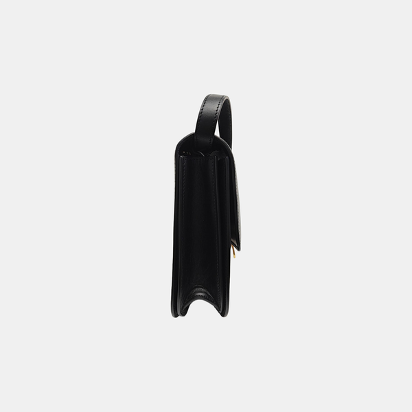 CLASSIC BOX Medium Calfskin Black