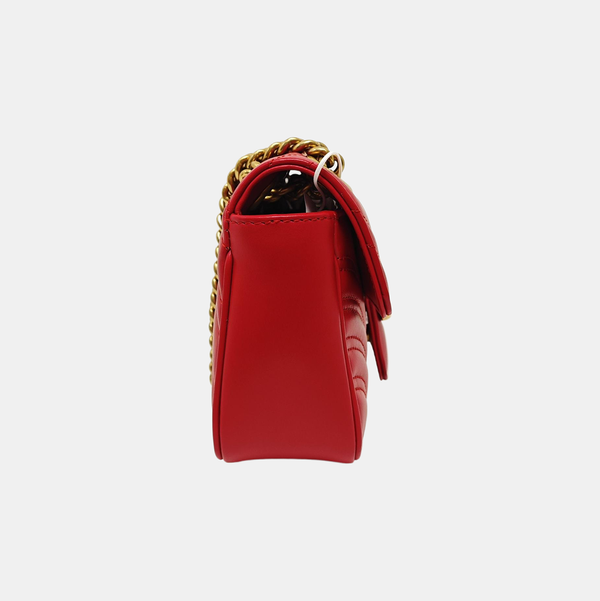 GG Marmont Pequeño Piel Acolchada Roja