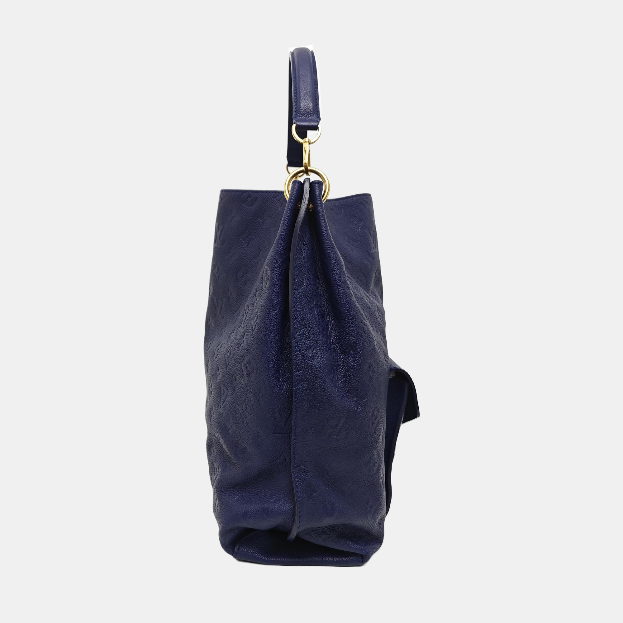 Authenticated pre-owned  MÉTIS Monogram Calfskin Blue - Bucket Bag at Looply