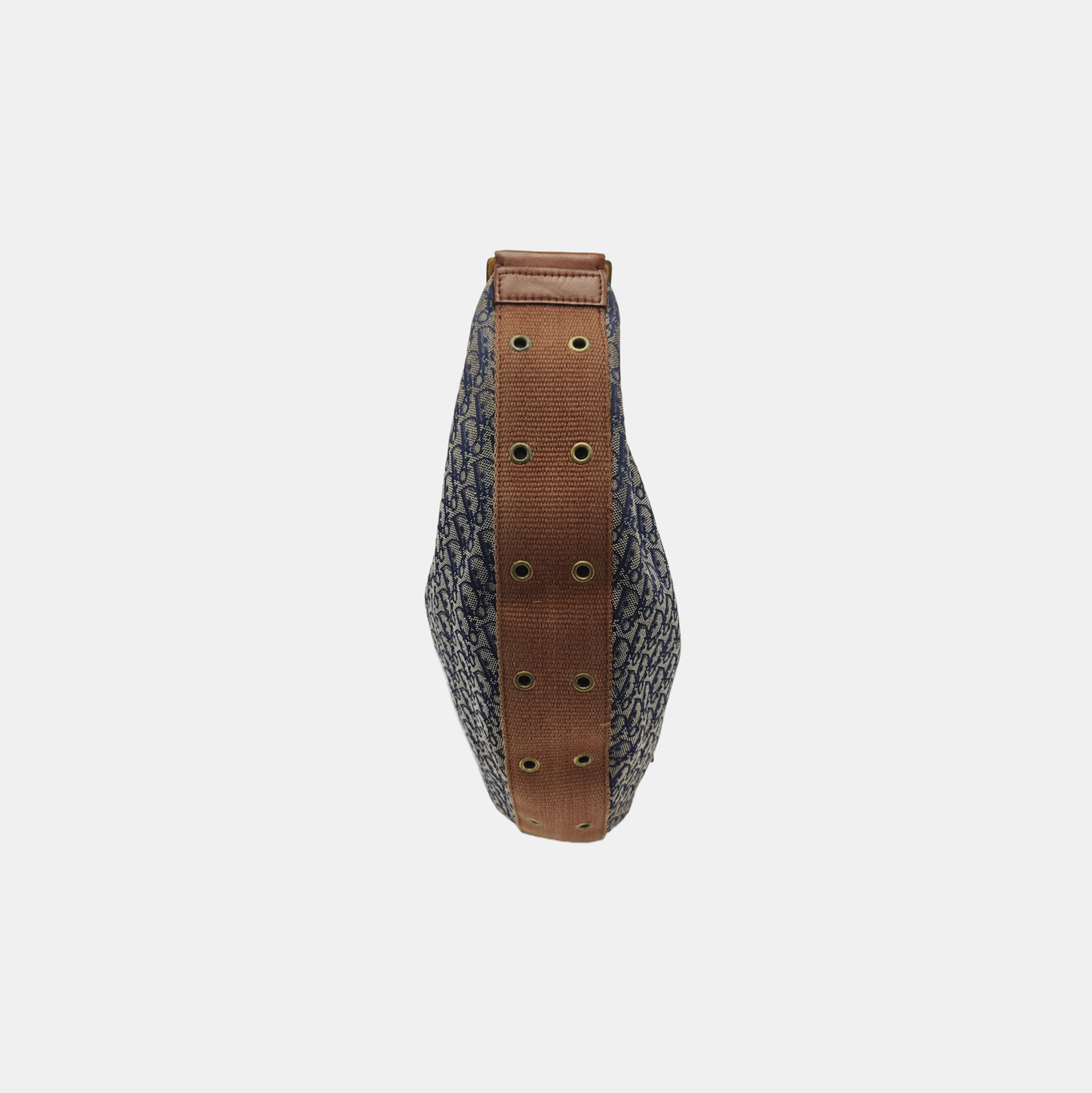 Street Chic Canvas Blue