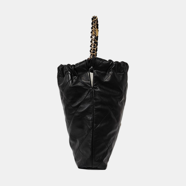 CHANEL 22 Medium Quilted Calfskin Black