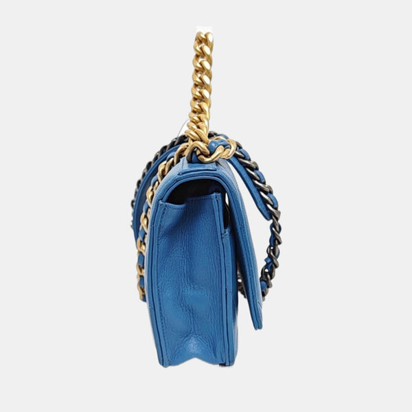 Chanel 19 WOC Piel de Cordero Acolchada Azul