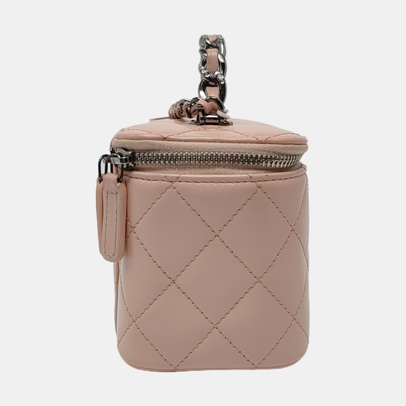 Authenticated pre-owned  VANITY CASE Quilted Calfskin Pink - Shoulder Bag at Looply