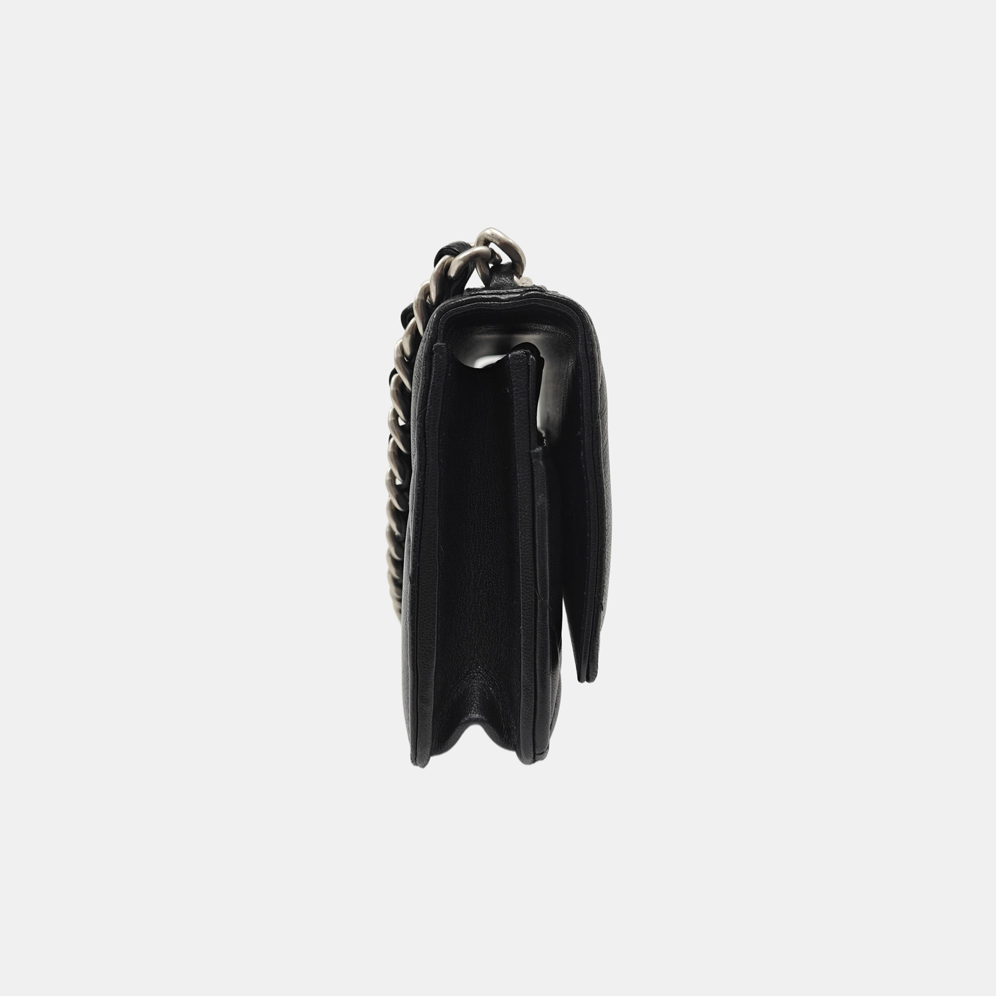 CHANEL 19 Quilted Lambskin Black