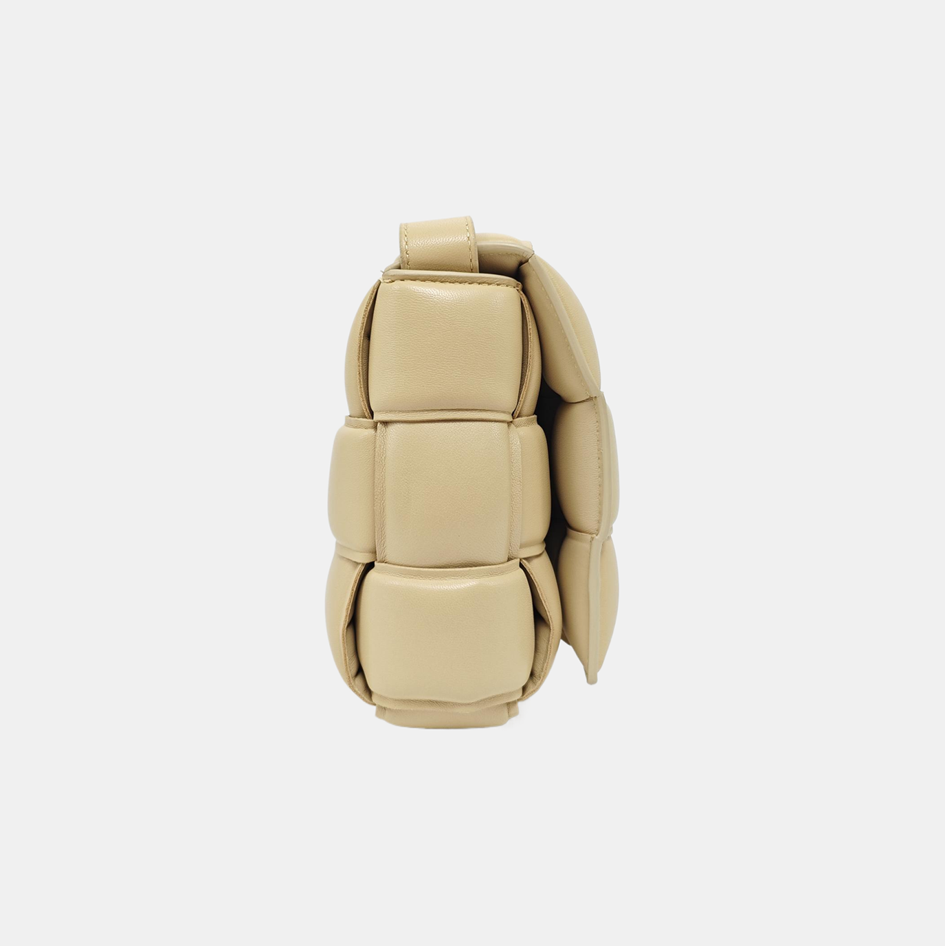 Cassette Medium Lambskin Beige