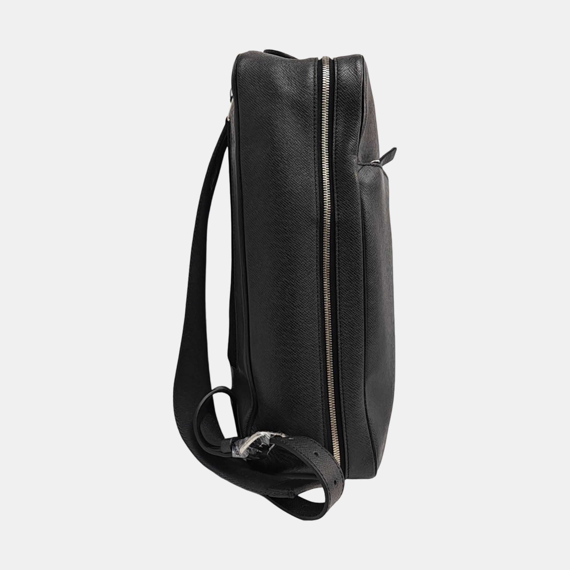 PEGASE GM Calfskin Black
