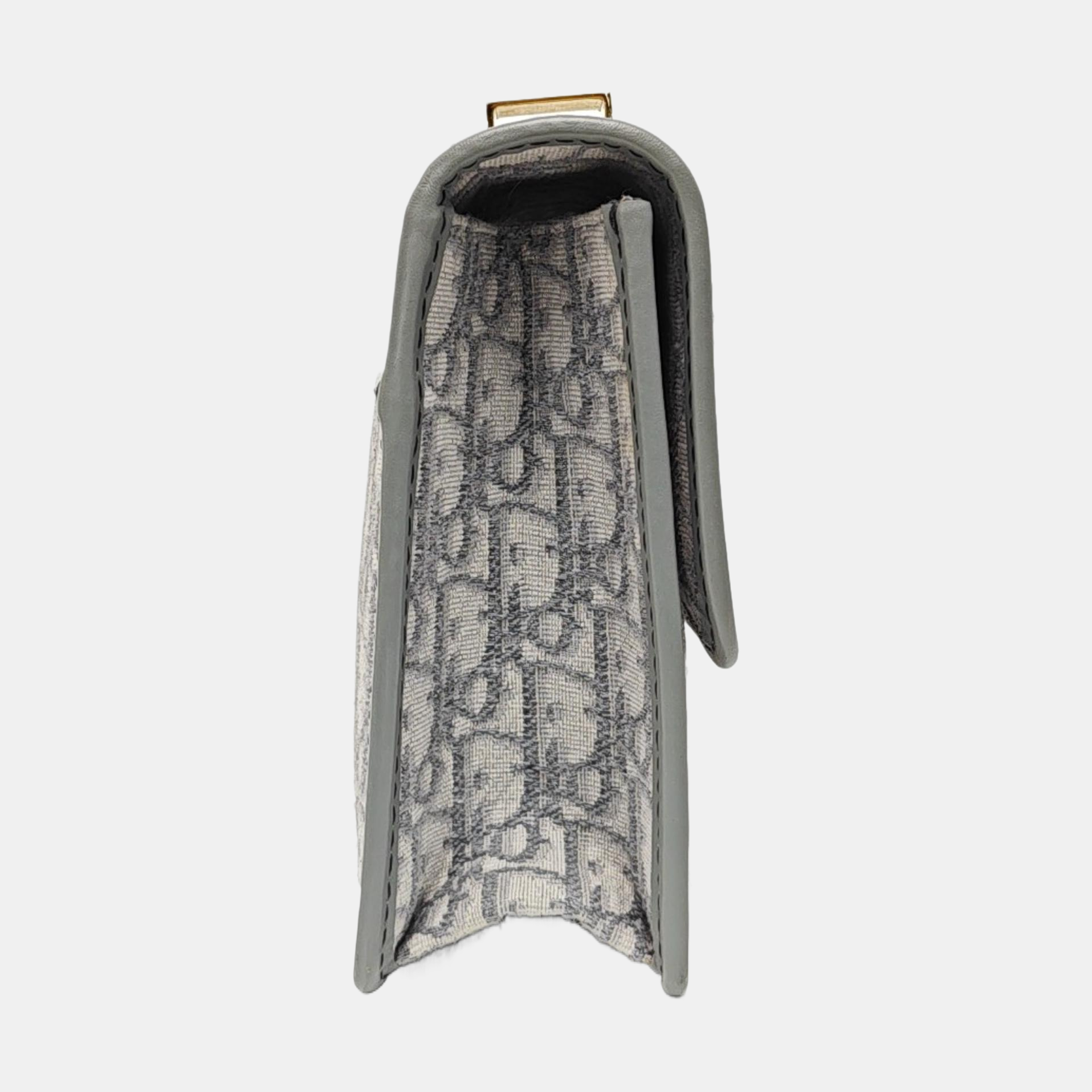 30 Montaigne Oblique Canvas Gray
