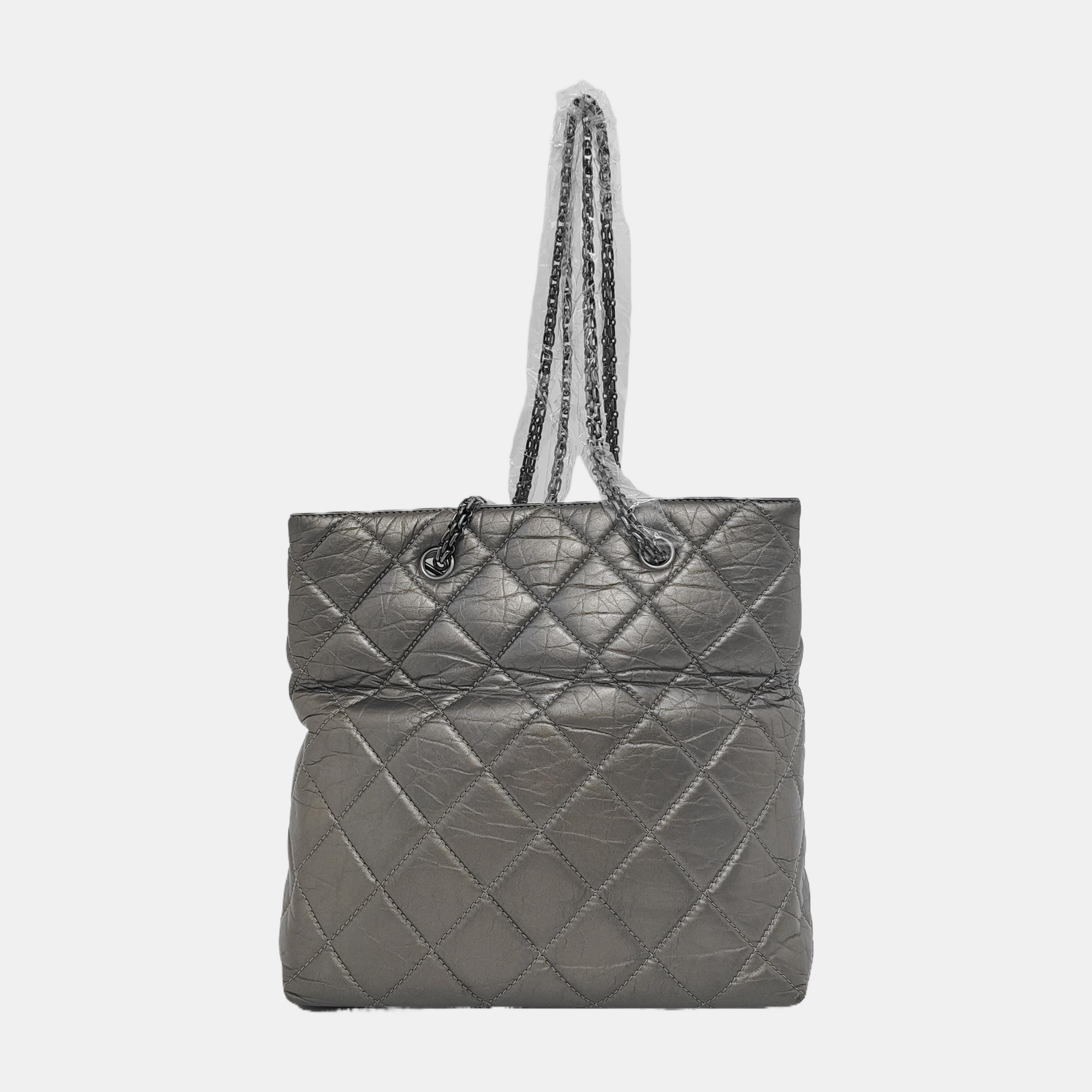 Quilted Calfskin Gray