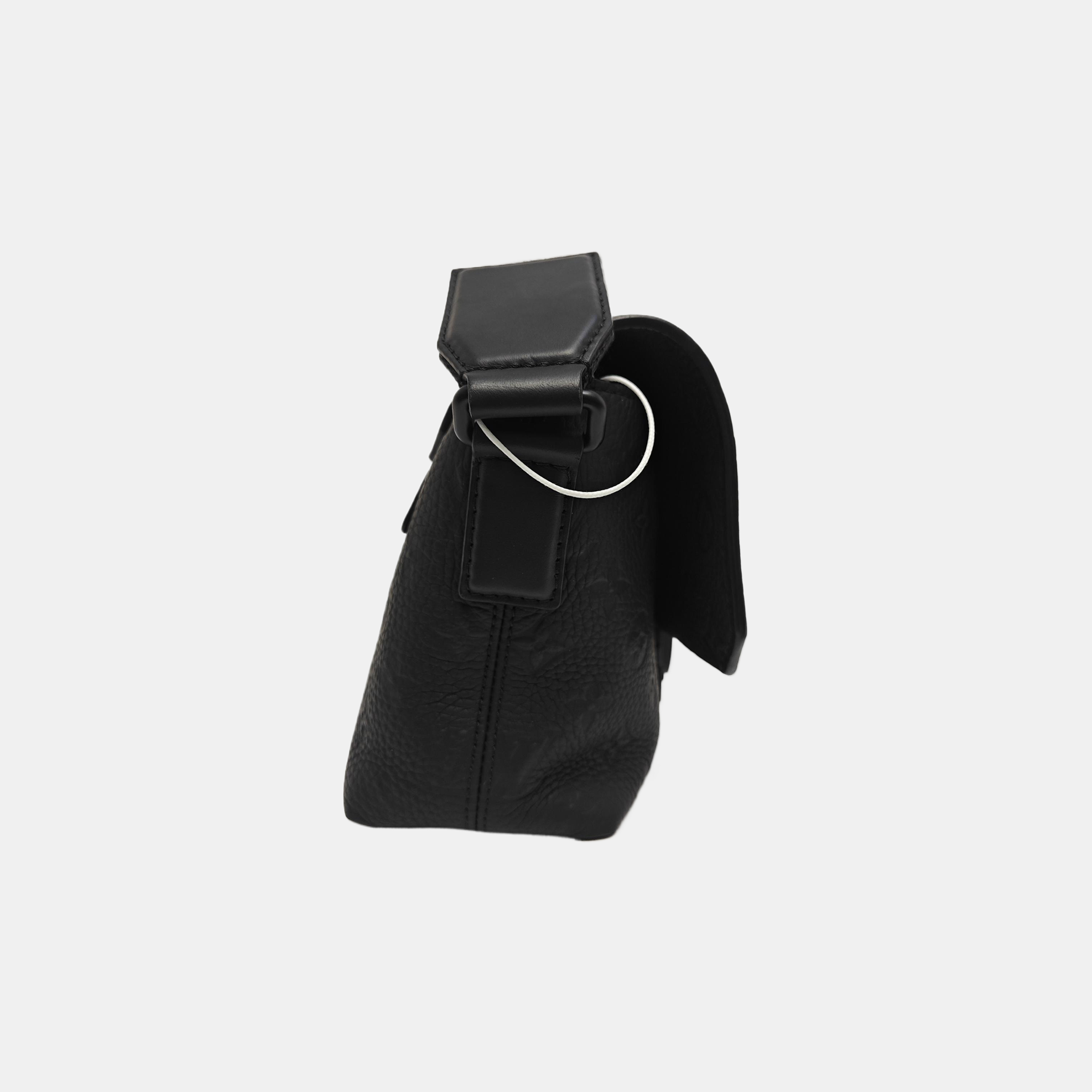 S-CAPE Monogram Calfskin Black