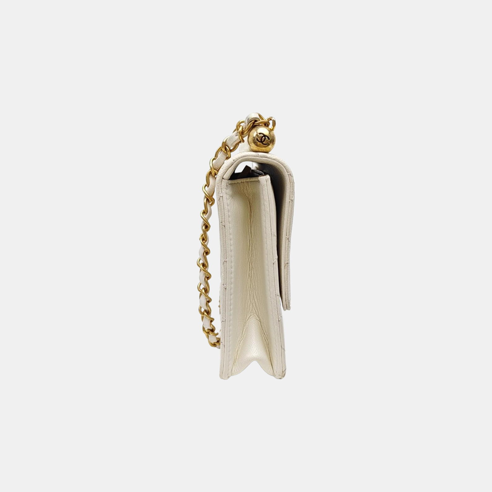 CLASSIC VERTICAL PEARL Quilted Lambskin White