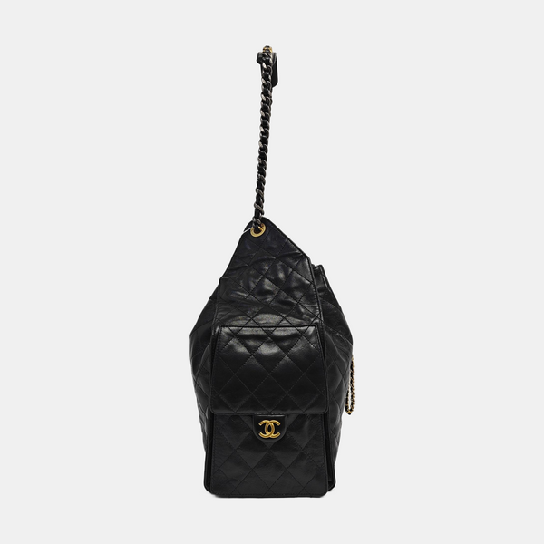 CHANEL 25 Medium Quilted Calfskin Black