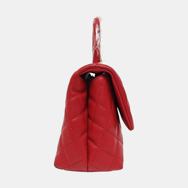 Authenticated pre-owned  COCO HANDLE Small Quilted Grained Calfskin Red - Shoulder Bag at Looply