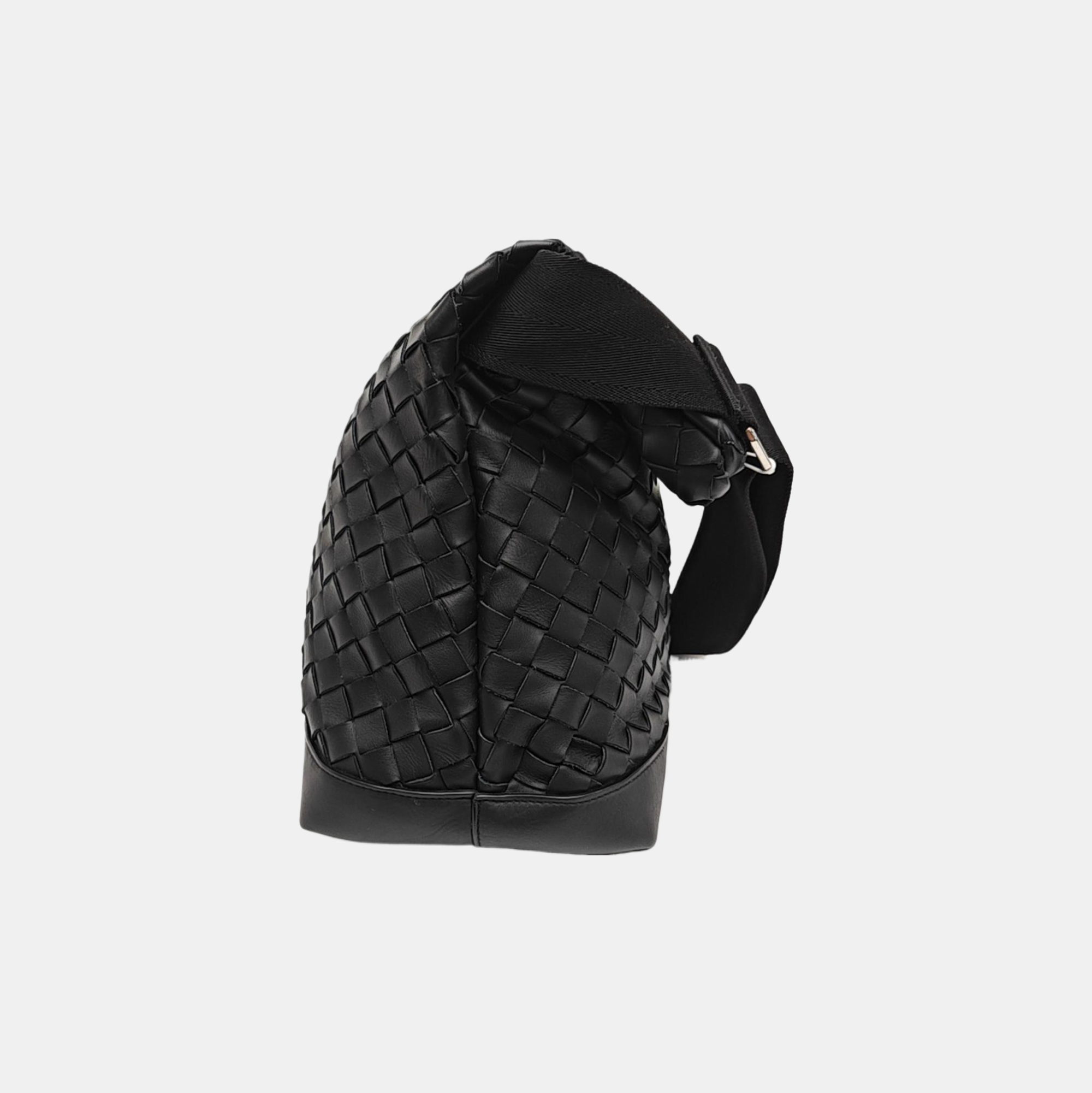 Calfskin Shoulder Bag Black