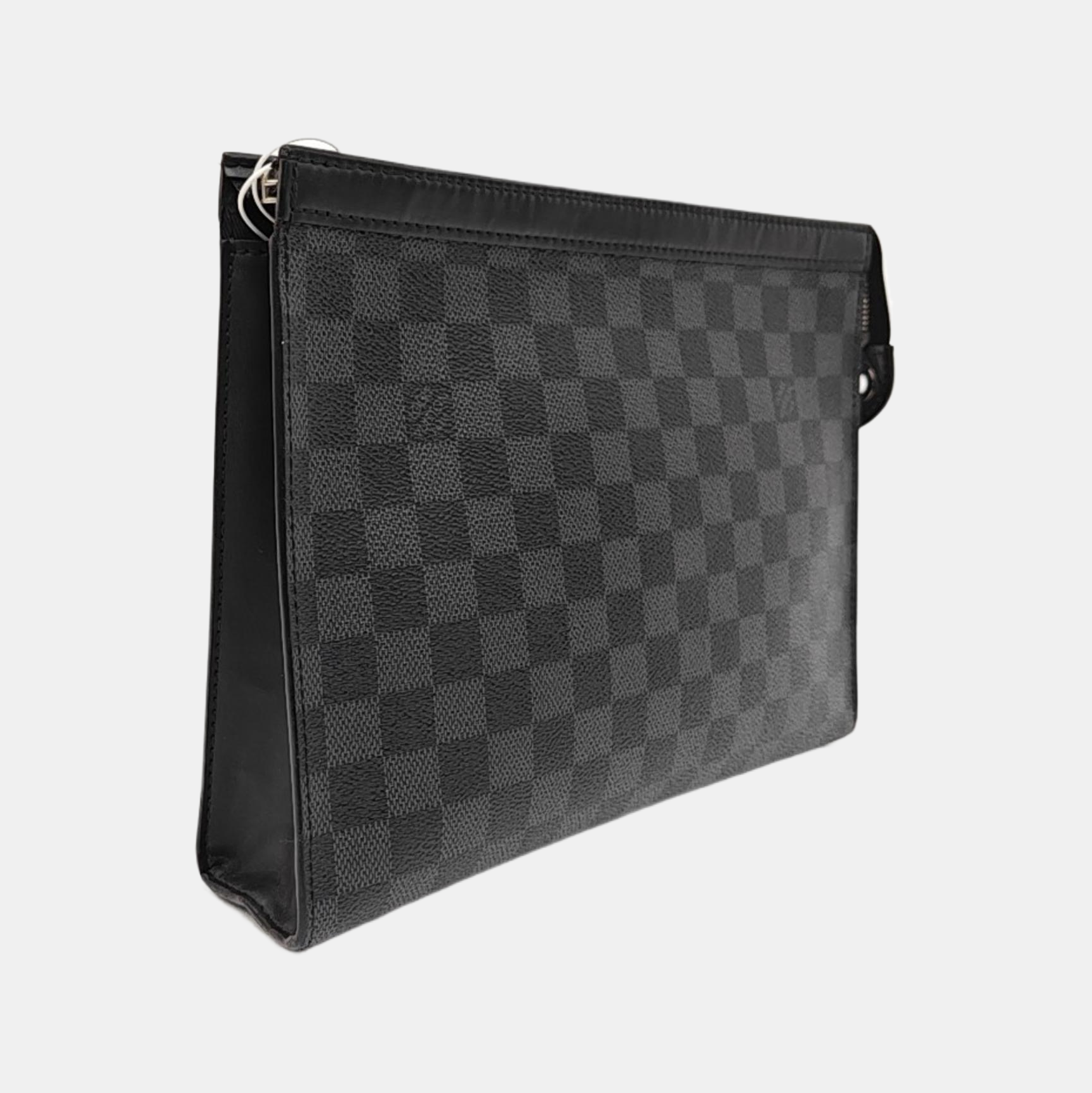 Pochette Voyag MM Damier Graphite Coated Canvas Gray