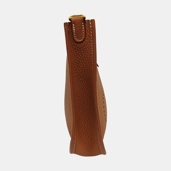 Evelyne TPM Clemence Brown