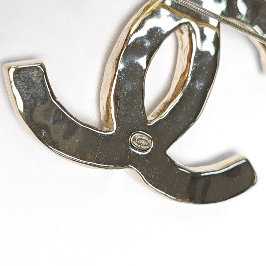 CC Logo Metal Gold Brooch