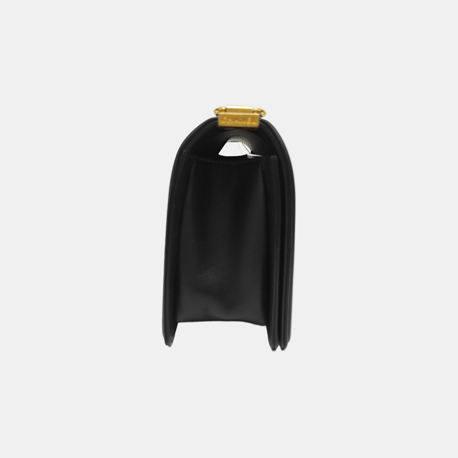 BOY CHANEL Medium Quilted Calfskin Black
