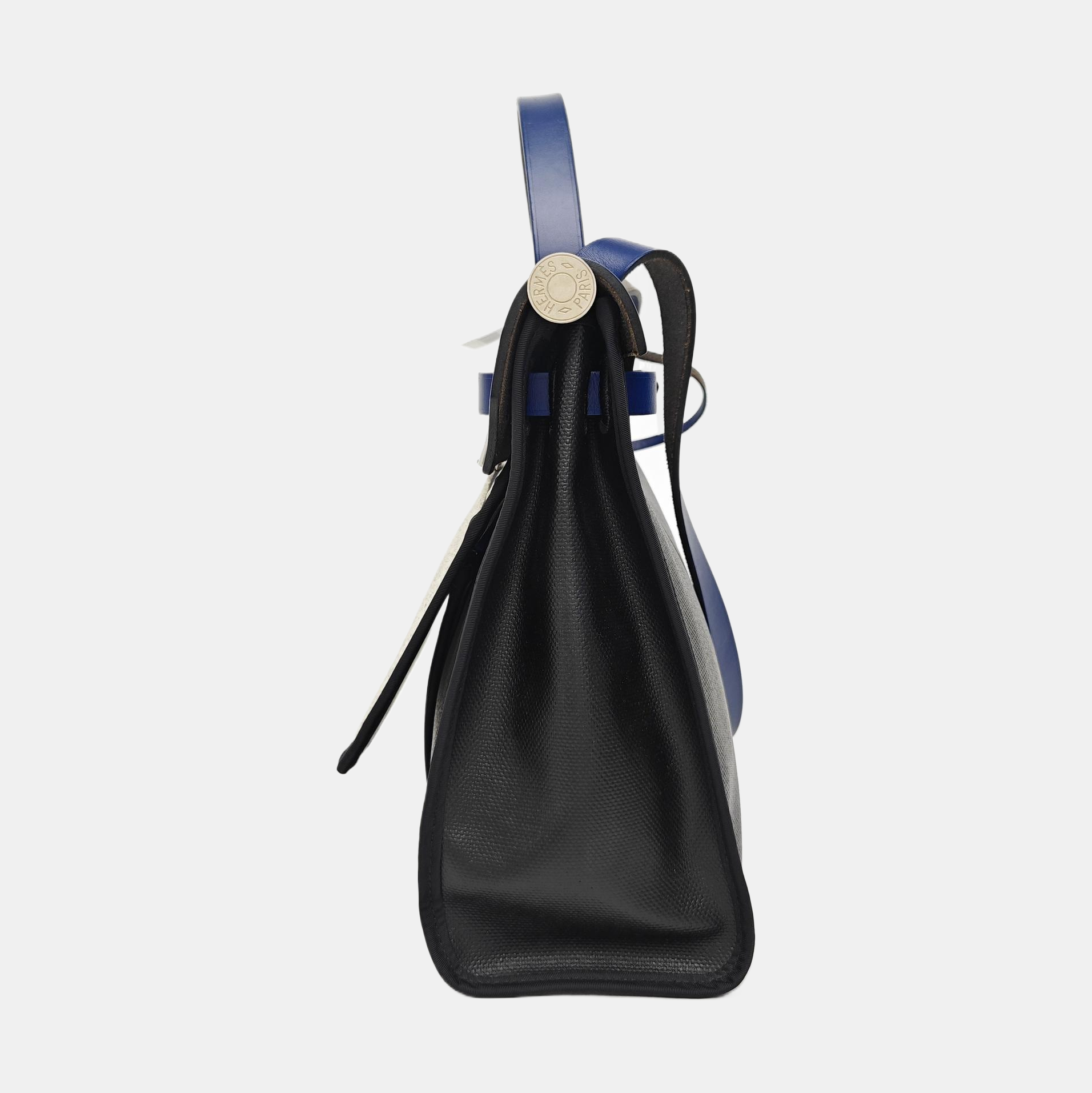 Herbag 31 Coated Canvas Black