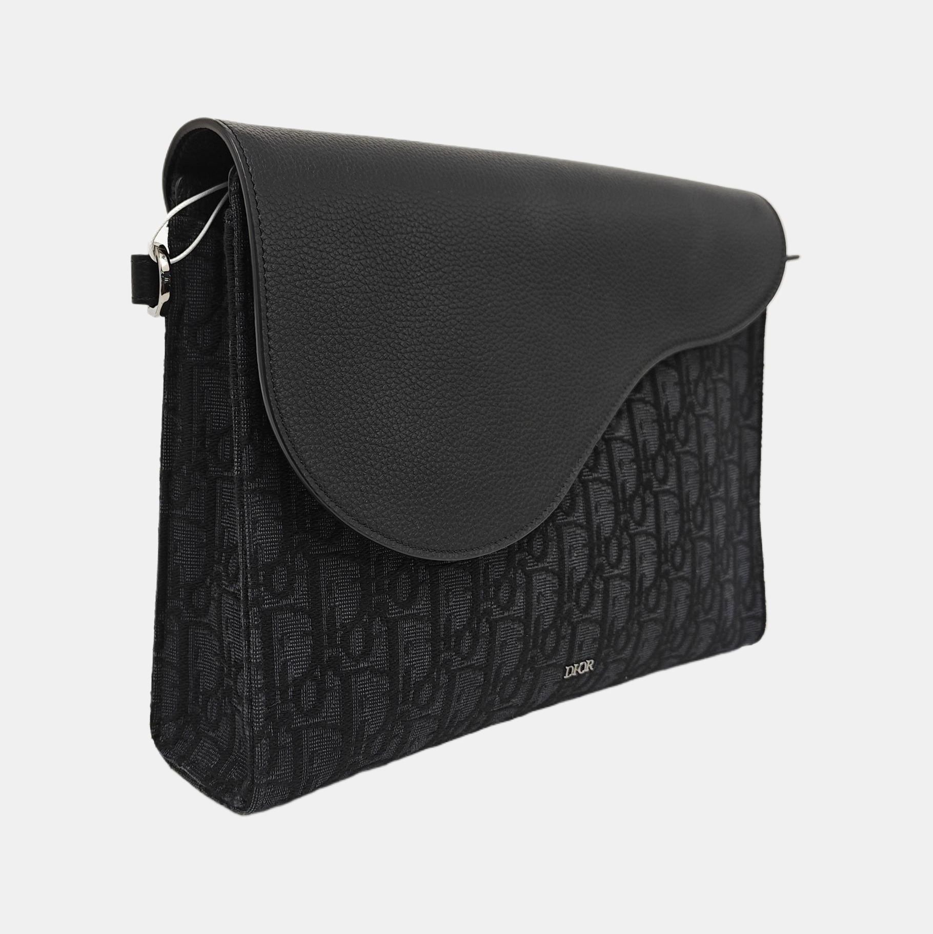 Saddle Medium Oblique Canvas Black