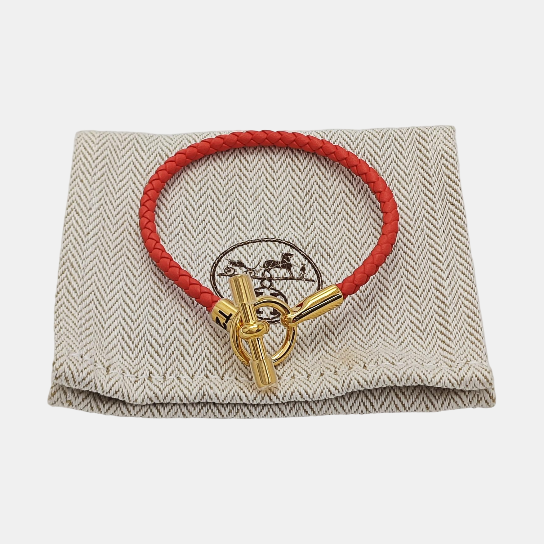 Glenan Leather Red Bangle