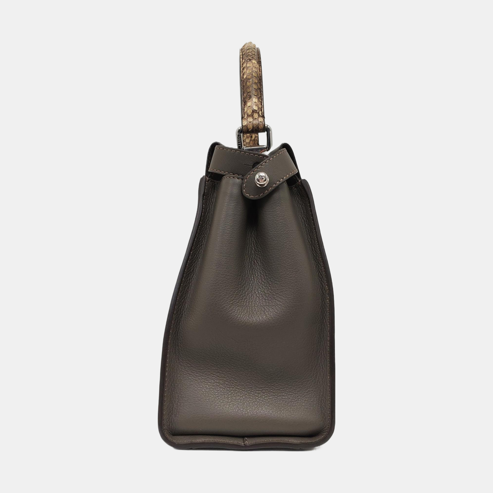 Authenticated pre-owned  Peekaboo Calfskin Gray - Shoulder Bag at Looply