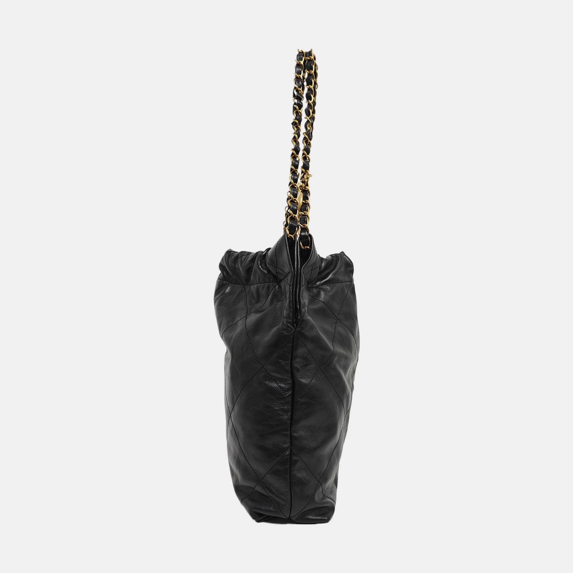 CHANEL 22 Small Quilted Calfskin Black