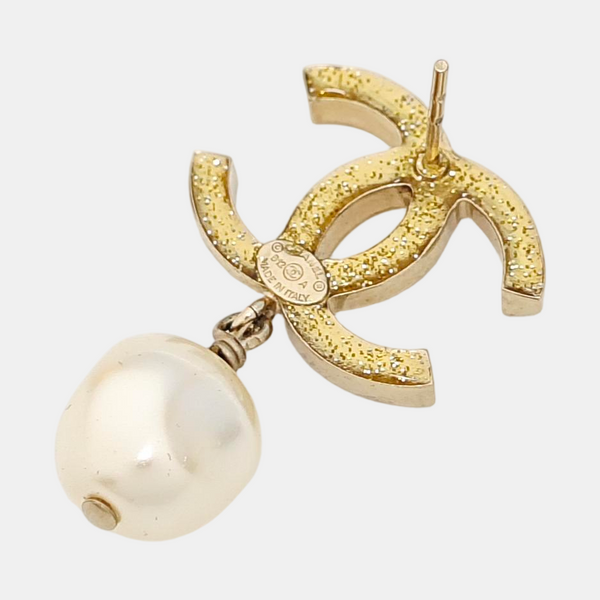 CC Logo Metal Gold Earrings