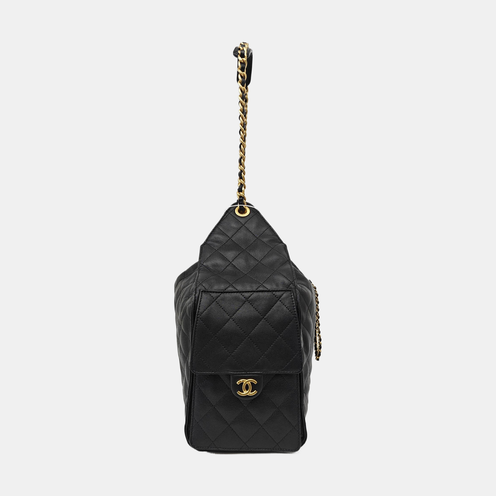 CHANEL 25 Medium Quilted Grained Calfskin Black