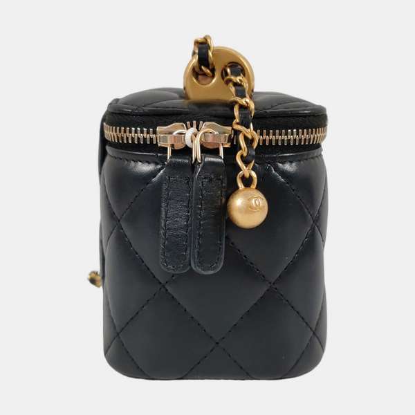 VANITY CASE Mini Quilted Calfskin Black