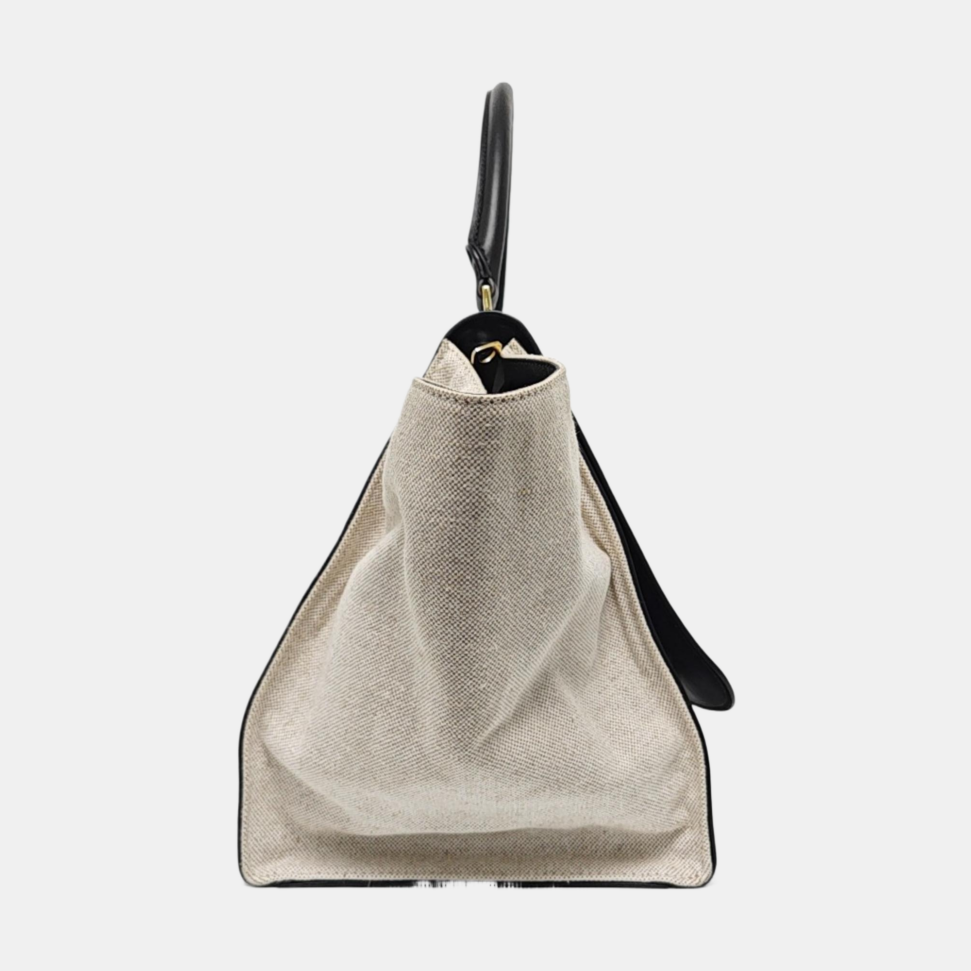 TRAPEZE Medium Calfskin Black