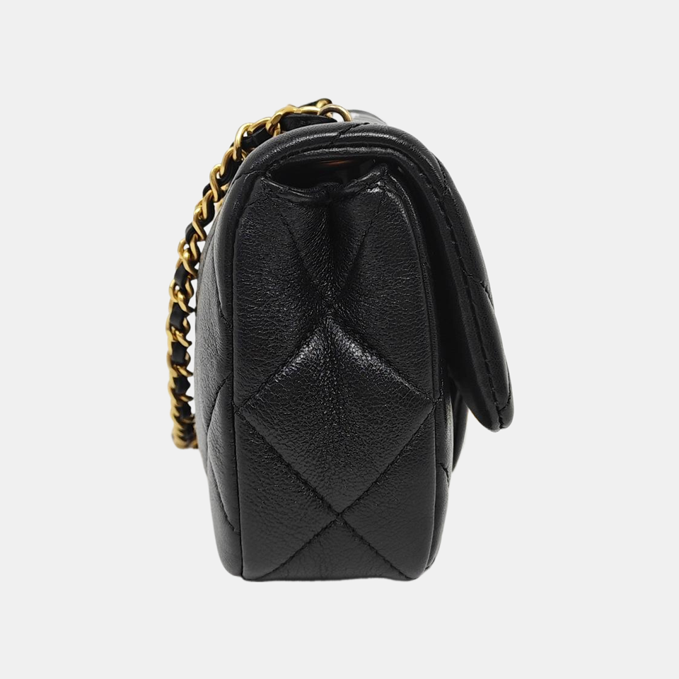 CLASSIC FLAP Quilted Lambskin Black