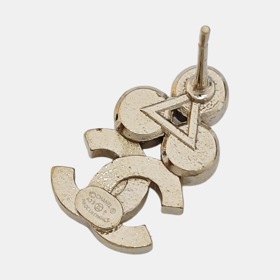 Metal Gold Stud Earrings