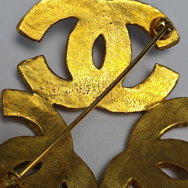 Vintage Metal Gold Brooch