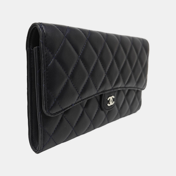 CLASSIC FLAP Mini Quilted Lambskin Blue Wallet